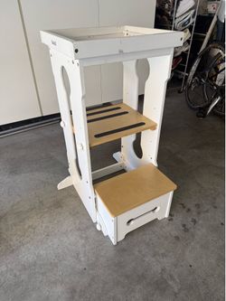 Batesö Learning Tower for Todler