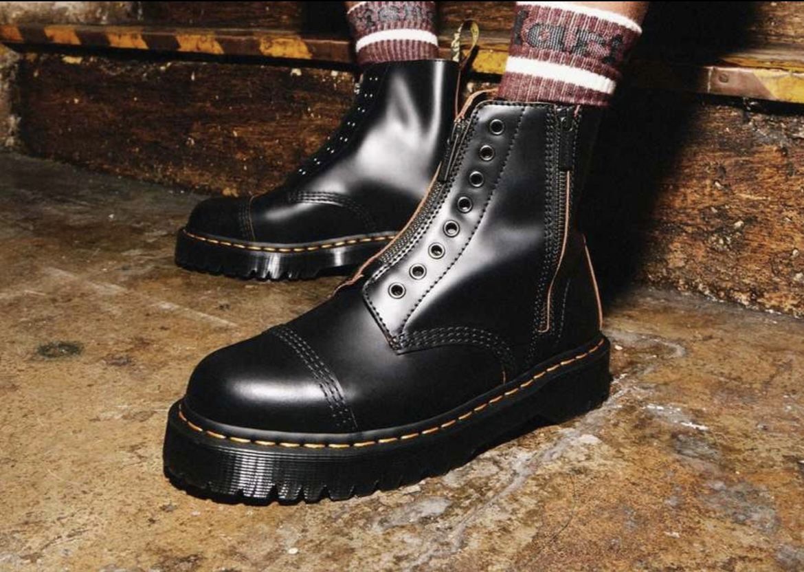 Dr Martens 1460 LACELESS BEX LEATHER PLATFORM BOOTS