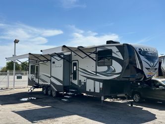 2017 Heartland Cyclone toy hauler
