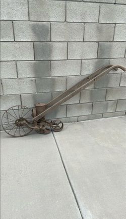 Antique Seeder
