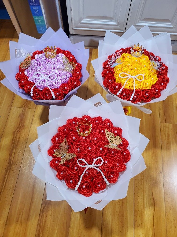 Ribbon Rose Bouquet
