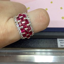 Lady’s Silver Ring Size 7