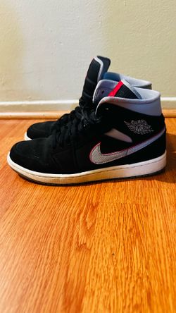 Nike Jordan shoes black and red swade