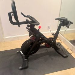 Peloton Bike+
