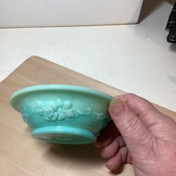 Vintage Avon Jadeite Embossed Milk Glass Soap Or Trinket Dish 