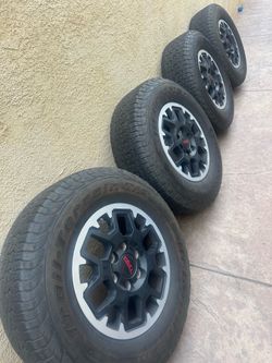 Toyota Tacoma wheels and tires
