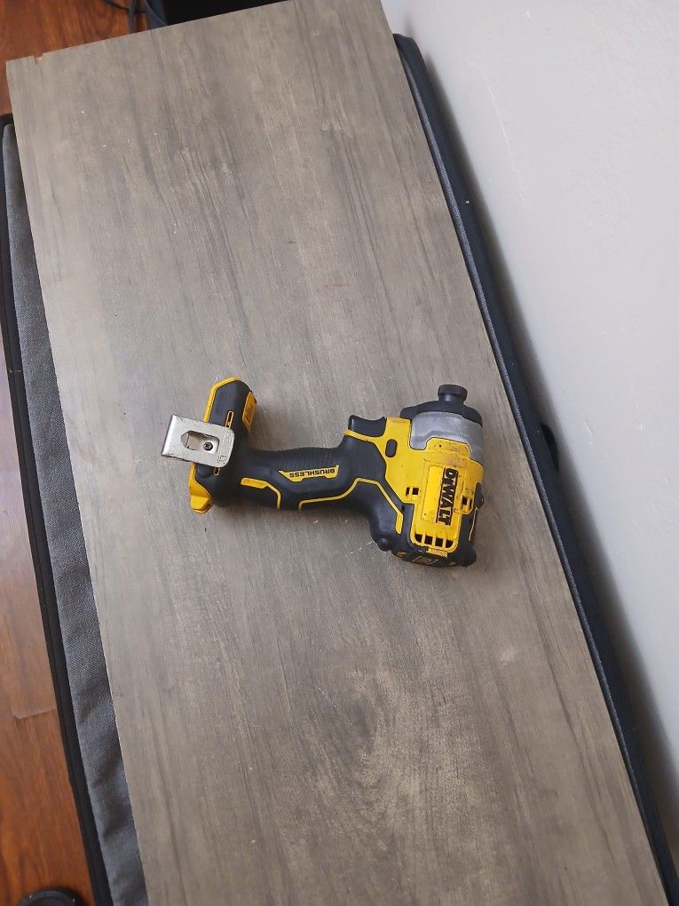 Impacto Dewalt Brussless