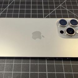 Apple iPhone 15 Pro Max 1TB Natural Titanium A2849 99% UNLOCKED FOR ALL CARRIERS
