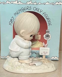 Precious Moments - In His Time