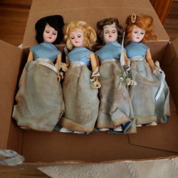 Vintage Bridesmaids Dolls Set Of 4..