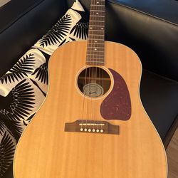 Gibson G45 studio Guitar With OHSC for Sale in St. Peters, MO