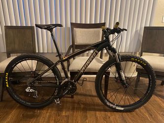Specialized RockHopper M4 Mountain Bike
