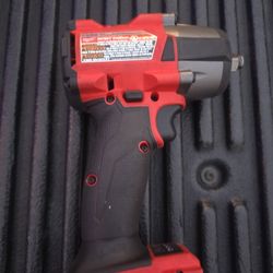 M18 FUEL 18V Lithium-Ion Brushless Cordless 1/2 in. 
