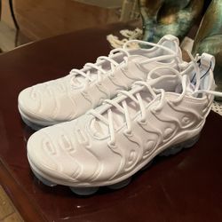 Nike Vapor Max Plus White