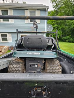 Lawnmower tractor (craftsman LT 1000)