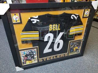 Framed steelers leVeon Bell jersey