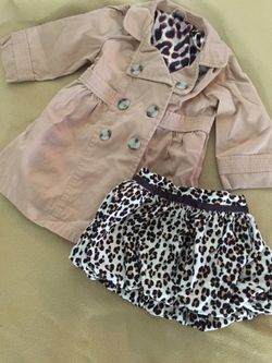 VGUC 18-24 m / 2T GAP Tan Pea Coat & Matching Animal Print Skirt
