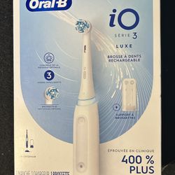 Oral-B iO3 Series 3 Luxe Rechargeable Electric Toothbrush