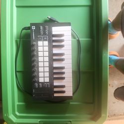 Launchkey Keyboard 