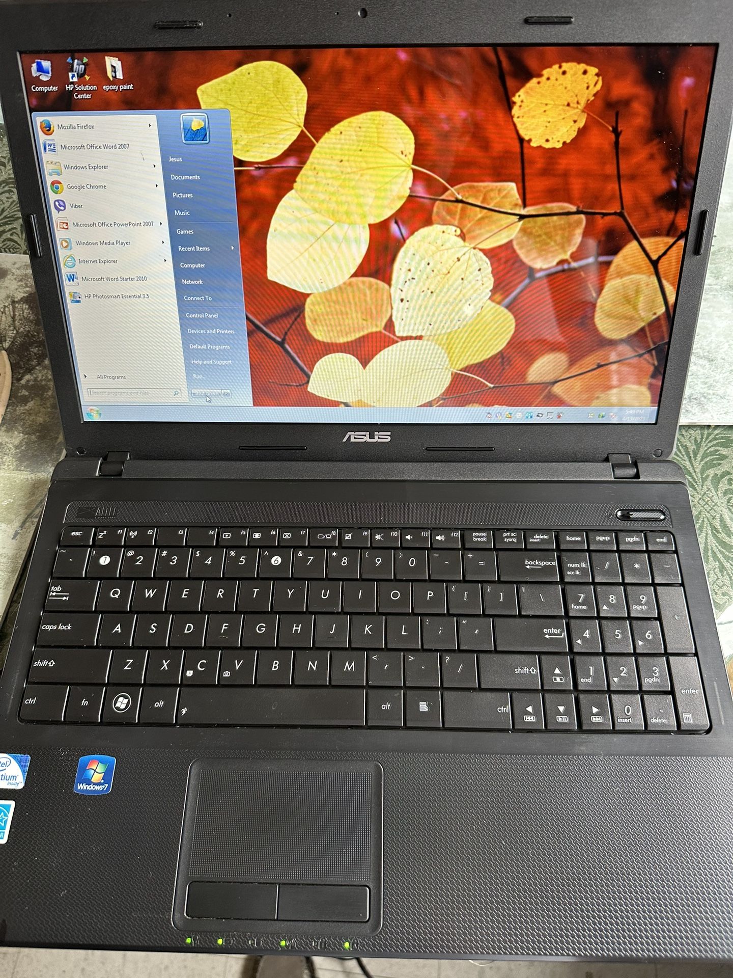 Lop Top ASUS Win 7 Home intel Pentium 150gb