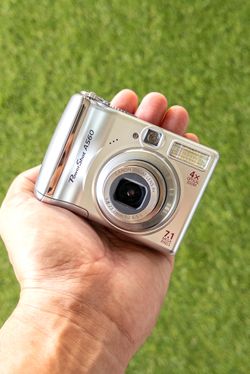 Canon Powershot A560 Digital Camera