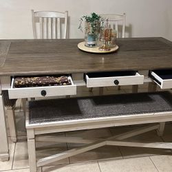 Dinning Table Set