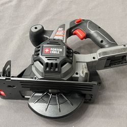 Porter Cable 18V Saw Tool Only 