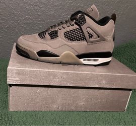 Air Jordan 4 Cool Grey Sneakers