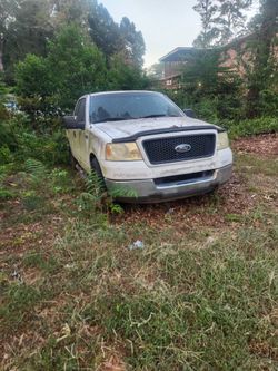 2005 Ford E-150