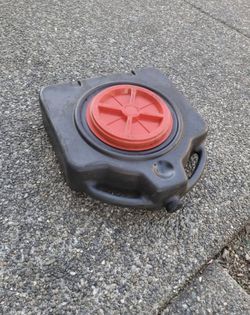 Oil Collecting Containers 