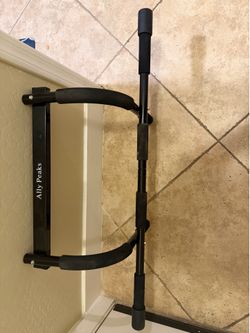 Ally Peaks heavy duty pull-up bar