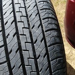 DETERO DHT2 235/70R15