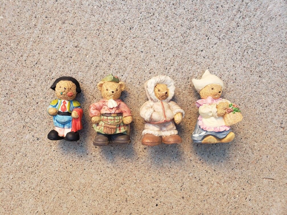 [Cherished Teddies] Teddies From Around The World Collectible Figurines