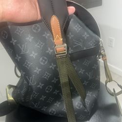 LV Backpack 🎒