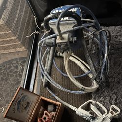 Graco Magnum Paint Sprayer W/Xtra Tips