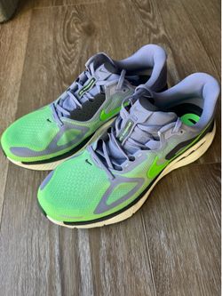 Nike Structure Plus size 13 mens running shoes