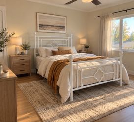 Twin Size Bed Frame White Metal Bed Frame with Quatrefoil Detail