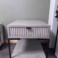 2 Night Stand Tables