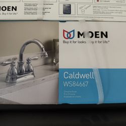 Moen Caldwell Chrome 4in Centerset Bathroom Faucet 