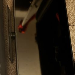 Samsung 36in Smart Tv