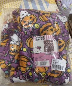 Hello Kitty Blanket 