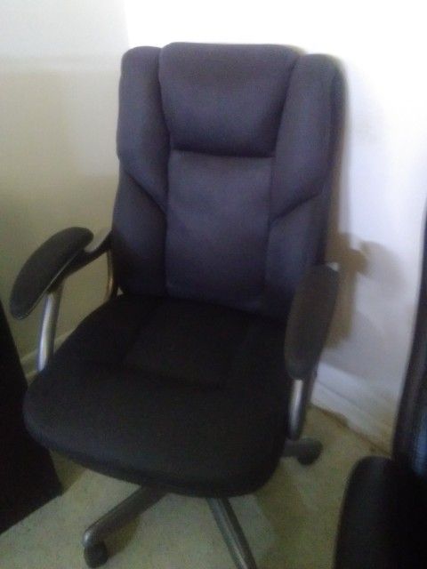 Black Fabric Office Chair 