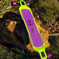 Evolve Carbon GT Electric Skateboard 