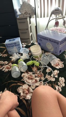 Breast Pump And Essentials