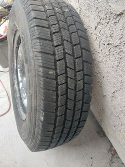 Michelin Tire With Rim For Chevy Truck Or Van In Good Condition