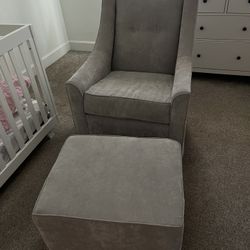 Comfortable Rocking Chair