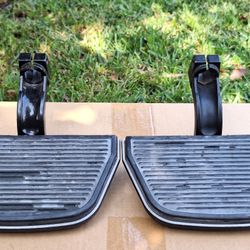 Genuine Harley Davidson Foot Pegs, With Brackets 