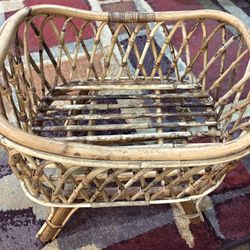 Rattan Newborn Photography Prop Cradle โ Boho Style