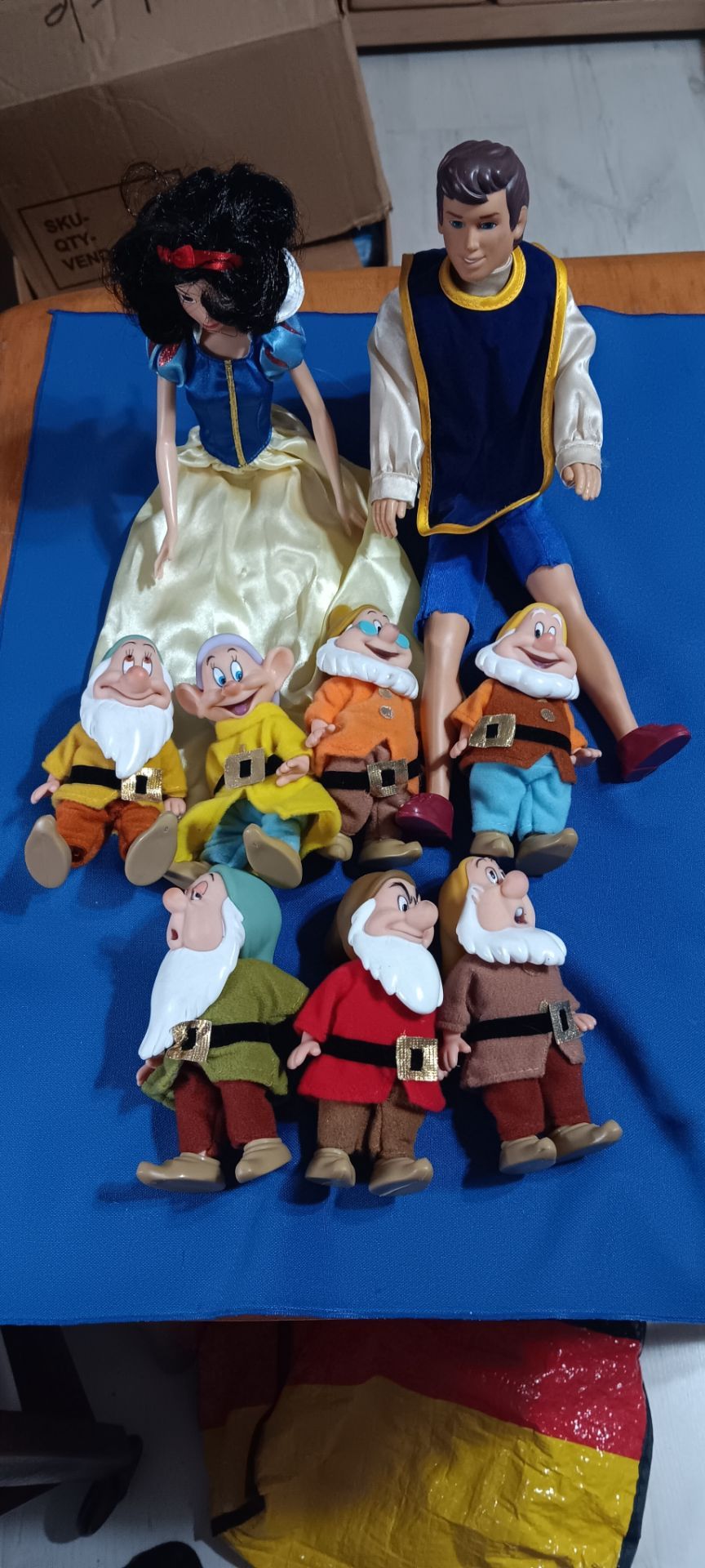 Vintage Snow White & the 7 dwarfs