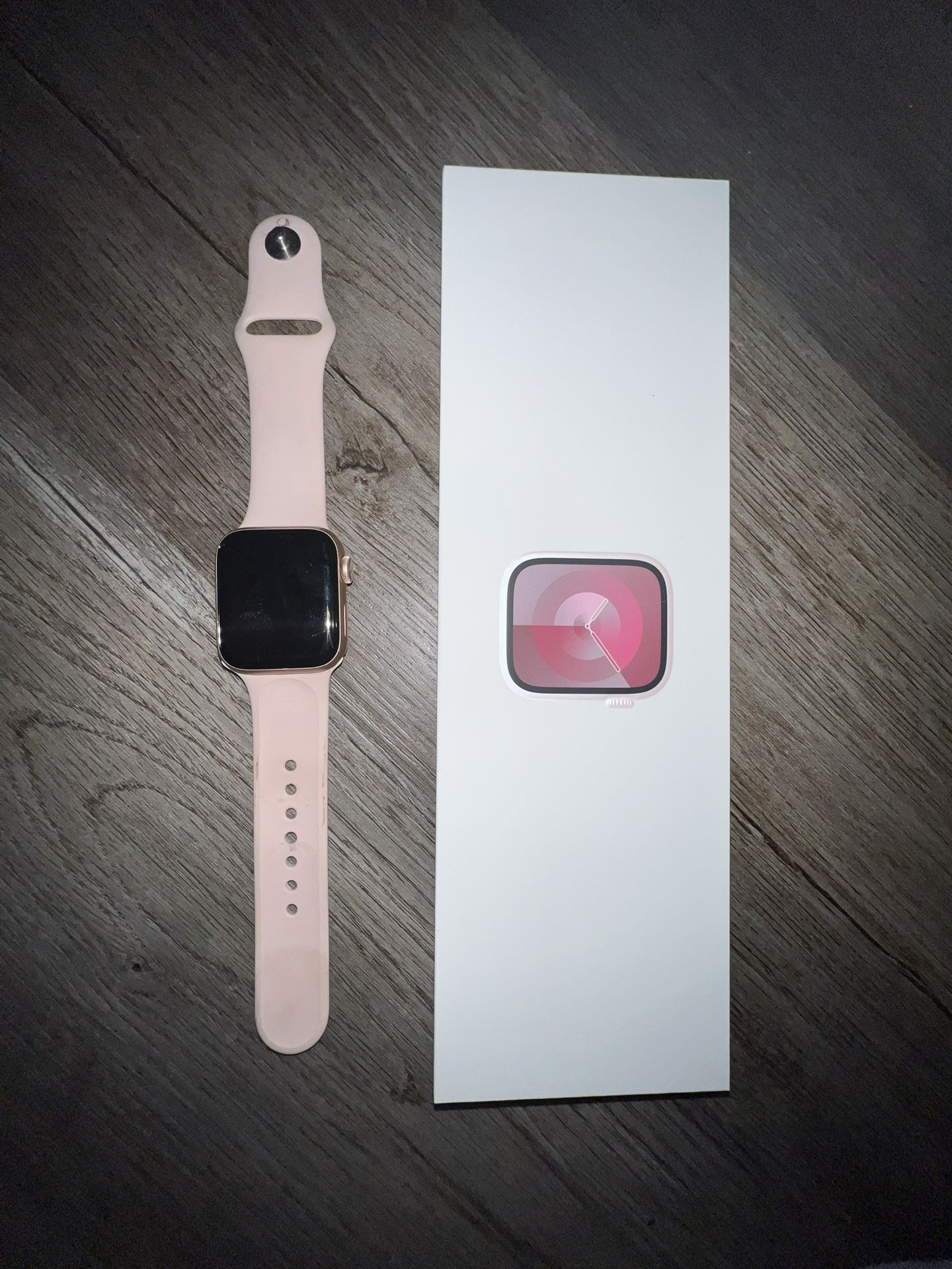 Apple Watch Series 6 40mm Pink